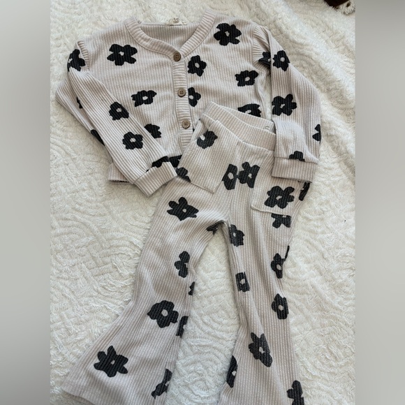 4T Bundle - Picture 3 of 4